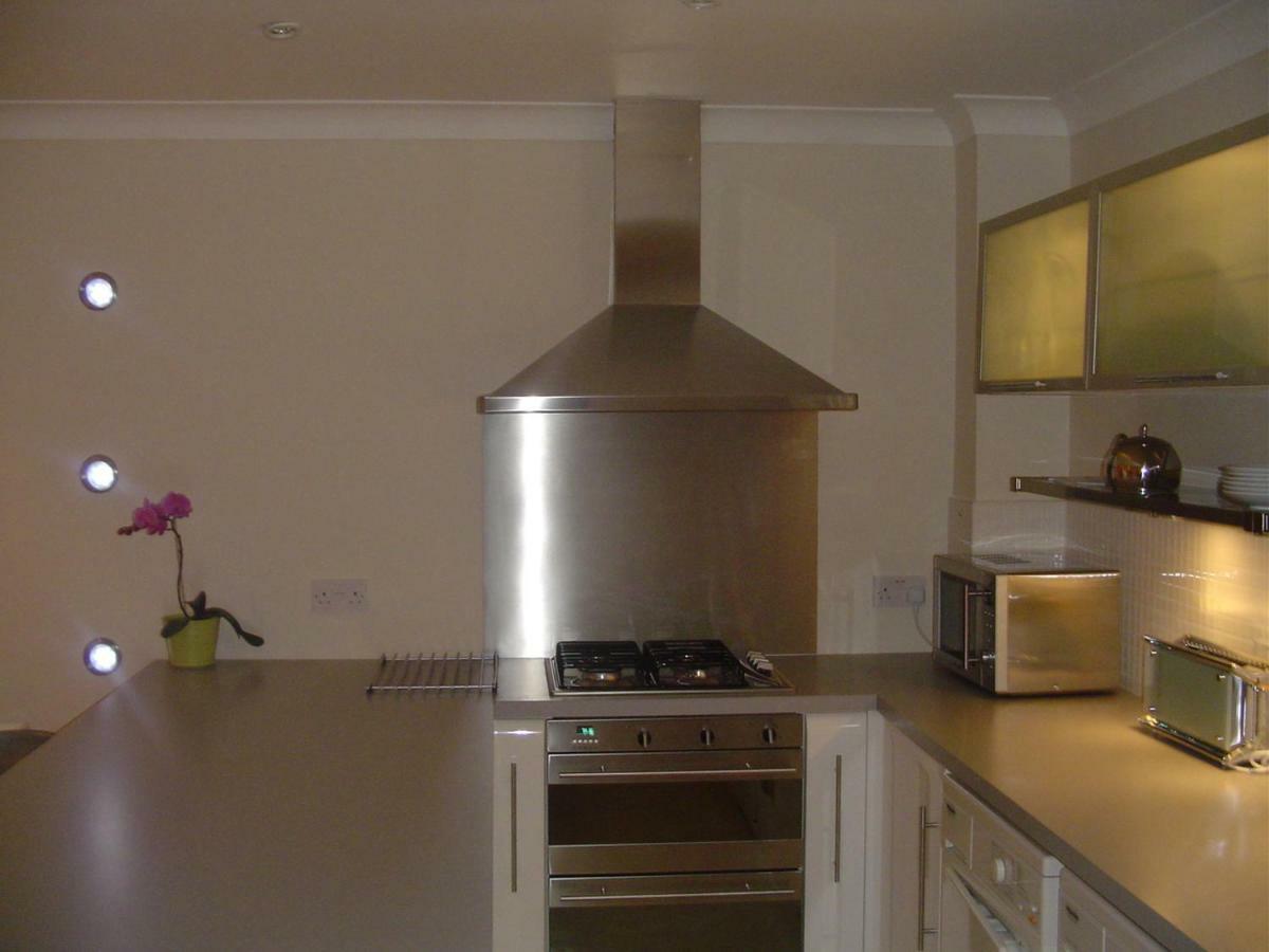 Aaron Glen Apartments เอดินบะระ ภายนอก รูปภาพ